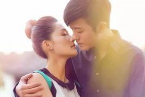 国产情侣高清,浪漫瞬间，甜蜜定格